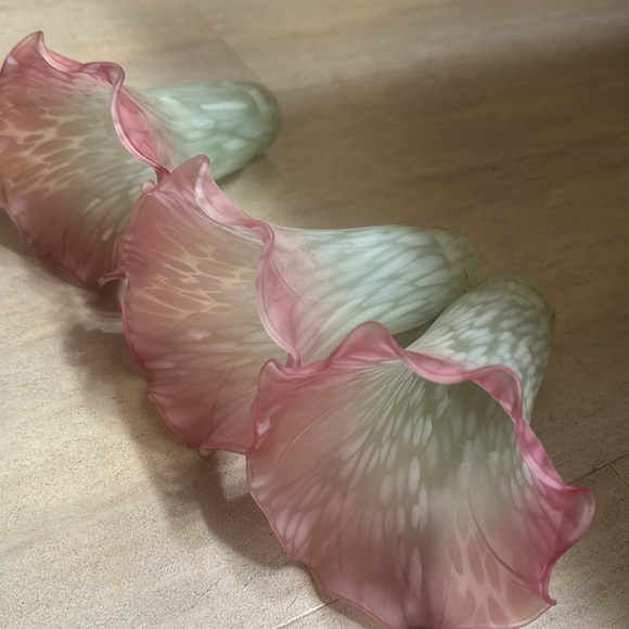 Lily flower glass lampshade tulip style glass - Picture 5 of 5